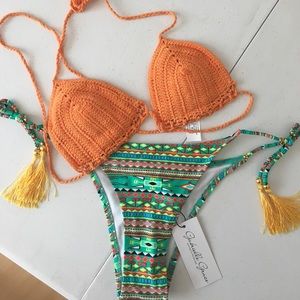 Ezra bikini